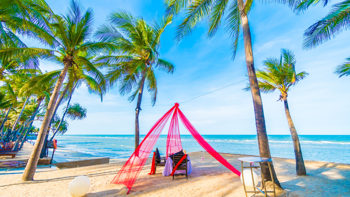 Your Dream Miami Beach Vacation Awaits